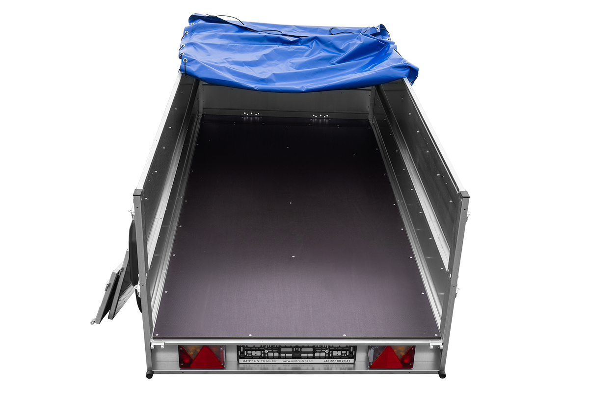 GARDEN TRAILER 264/2 KIPP Zweiachsanhänger mit Stützrad, Planenstützen, Bordwandaufsätzen und blauer Flachplane