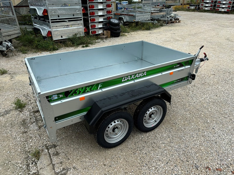 Anhänger Erde Daxara 239×4 mit Bremsen, zulässiges Gesamtgewicht 1500/1000 kg