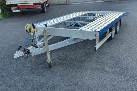 Autoträger Boro JUPITER 450 x 200 cm 2700 kg PTAC + Zubehör angeboten