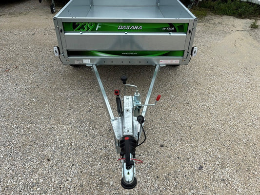 Anhänger Erde Daxara 239×4 mit Bremsen, zulässiges Gesamtgewicht 1500/1000 kg