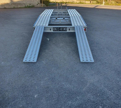 Autoträger Boro JUPITER 450 x 200 cm 2700 kg PTAC + Zubehör angeboten