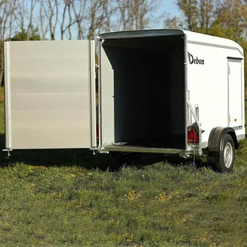 Lieferwagen Debon Roadster 255